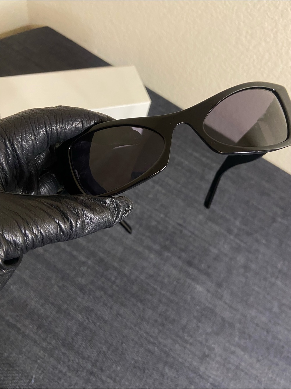Givenchy Sunglasses - Picture 9 of 9